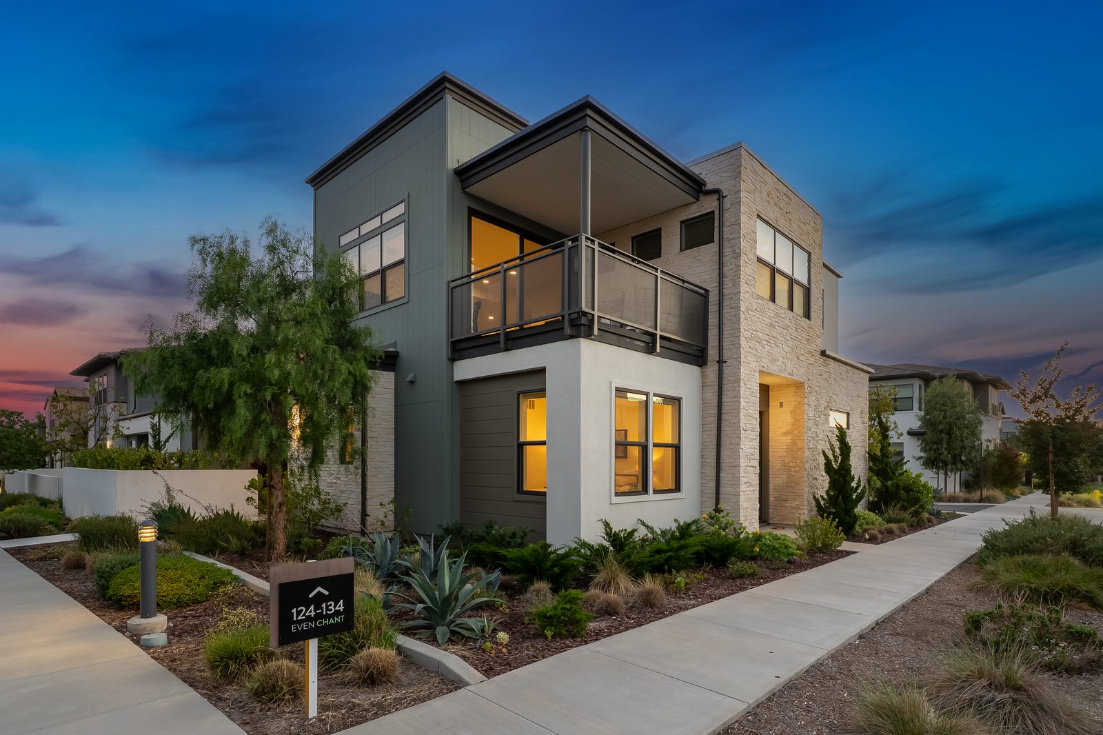 Model-Caliber<br>Corner Lot