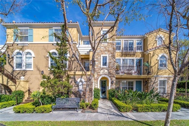 108 Terra Bella