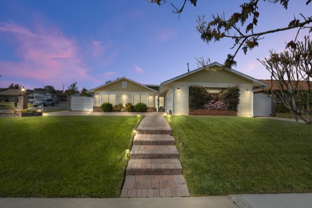  927 Tracie Dr