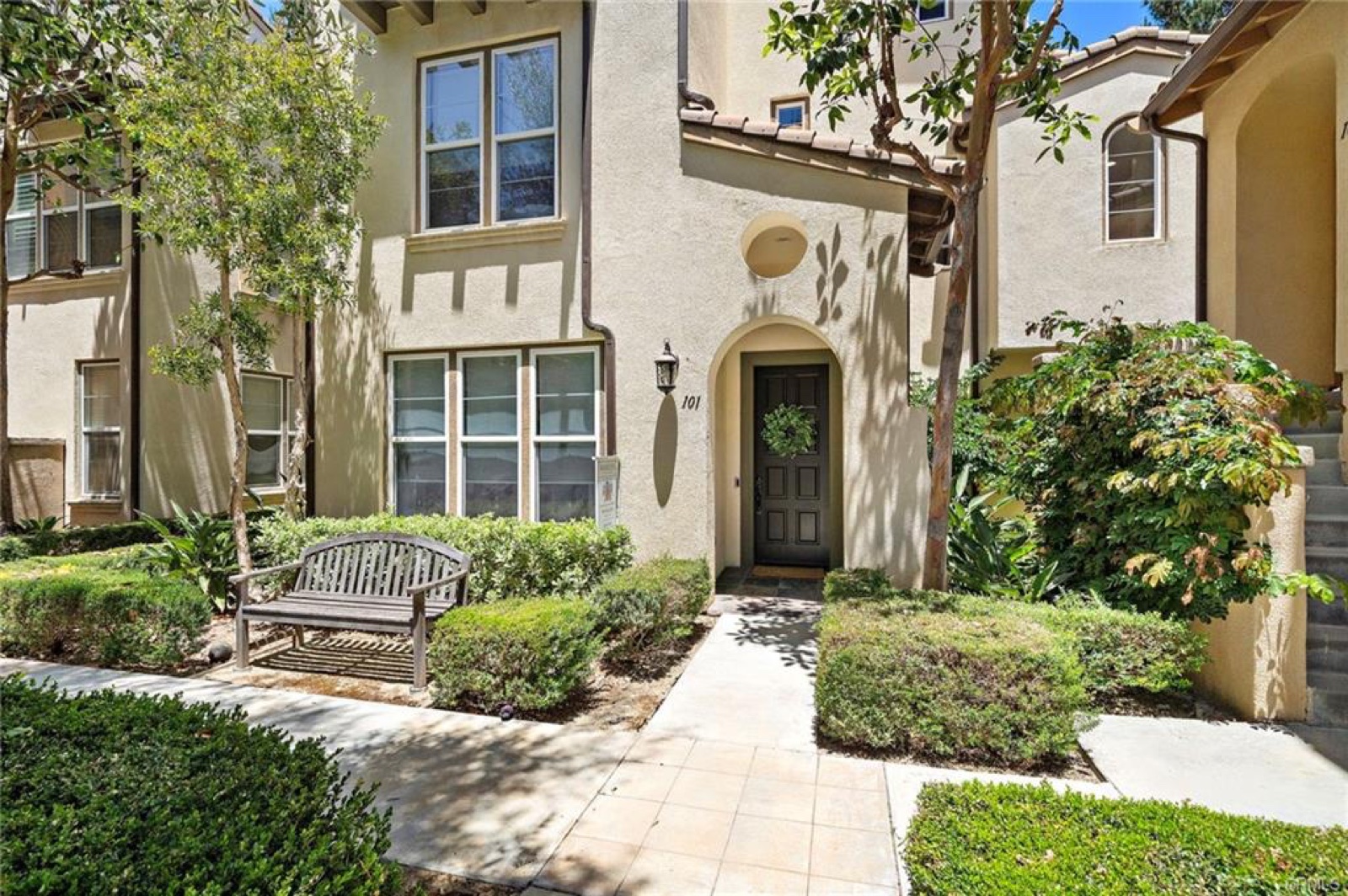 101 Tall Oak photo 2
